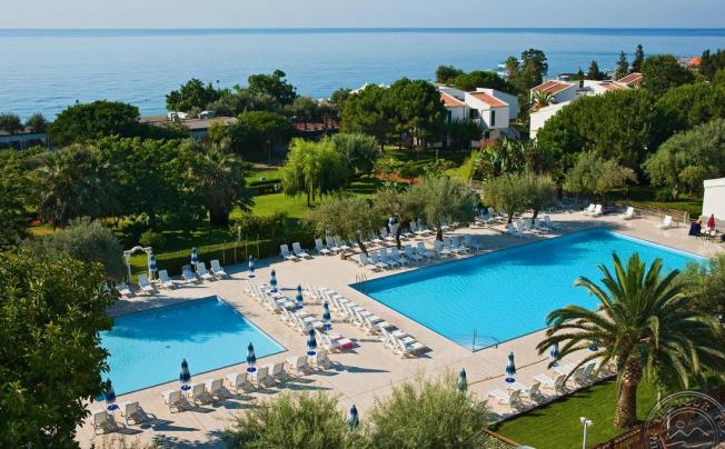 Фото отеля UNAHOTELS Naxos Beach Sicilia