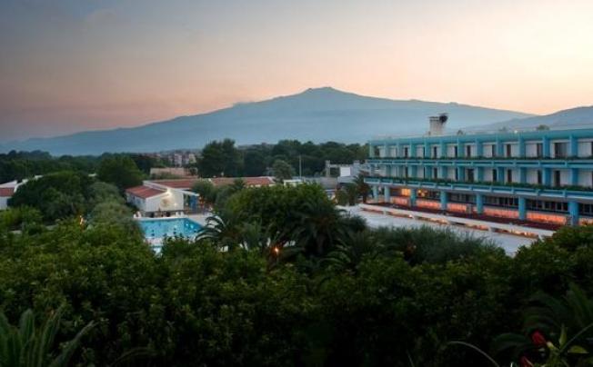 Фото отеля UNAHOTELS Naxos Beach Sicilia