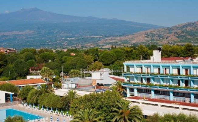 Фото отеля UNAHOTELS Naxos Beach Sicilia