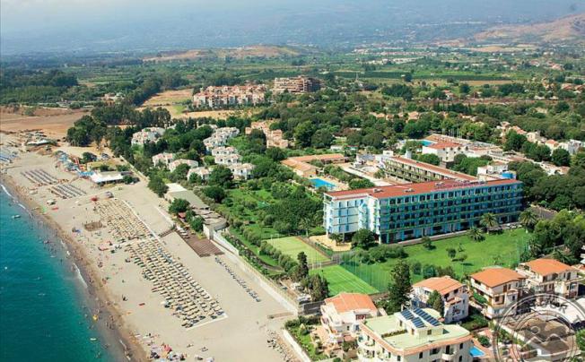 Фото отеля UNAHOTELS Naxos Beach Sicilia