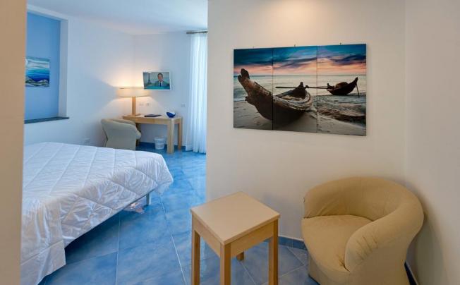 Фото отеля HOTEL HELIOS