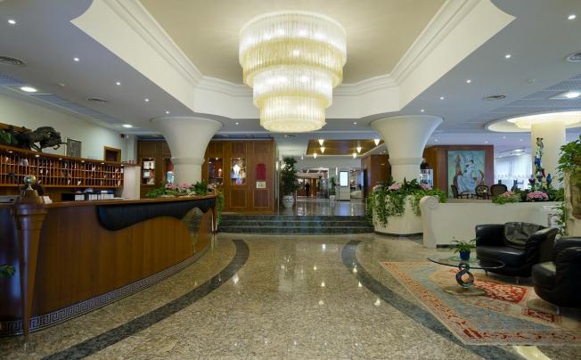 Фото отеля Savoy