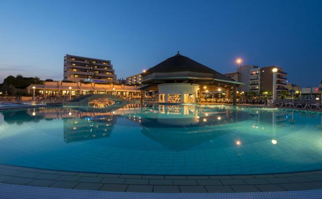 Фото отеля Savoy