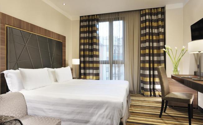 Фото отеля Uptown Palace