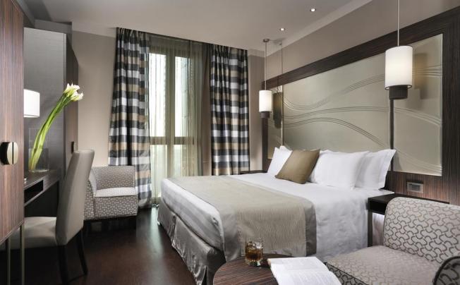 Фото отеля Uptown Palace