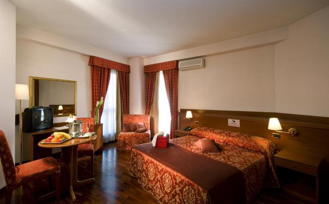 Фото отеля Excel Hotel Roma Ciampino