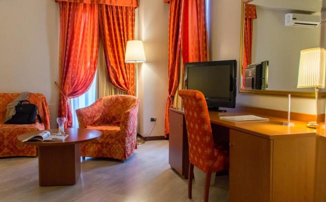 Фото отеля Excel Hotel Roma Ciampino
