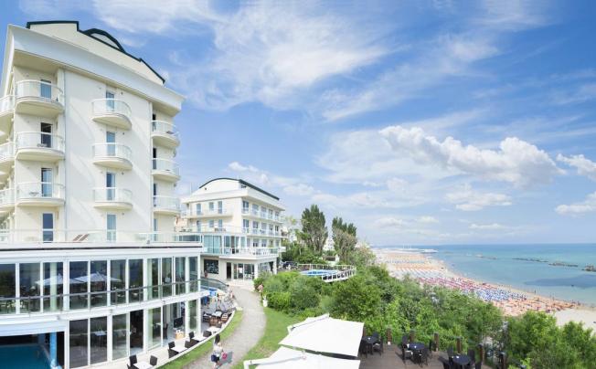 Фото отеля Sans Souci Hotel