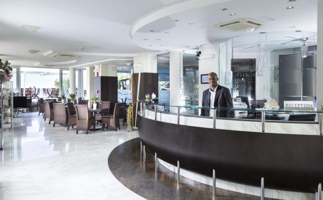 Фото отеля Sans Souci Hotel