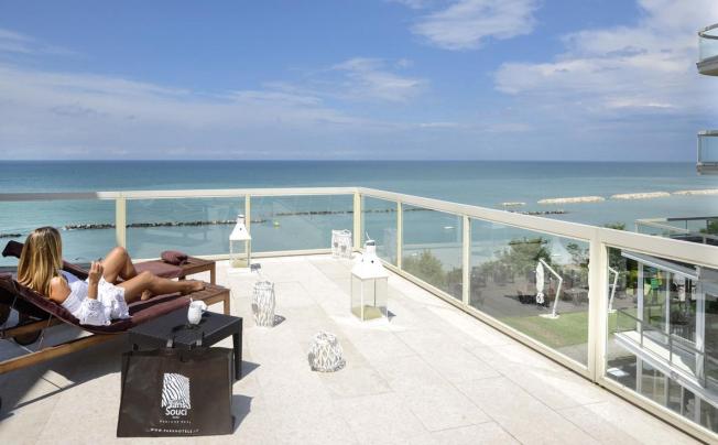 Фото отеля Sans Souci Hotel