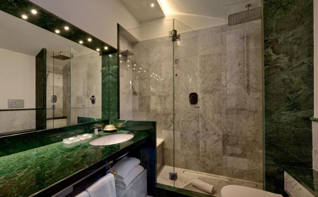Фото отеля ART HOTEL COMMERCIANTI 