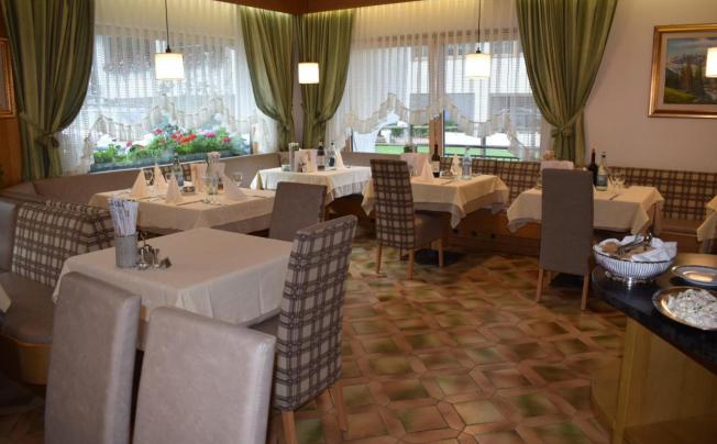 Фото отеля Crepes De Sela Hotel