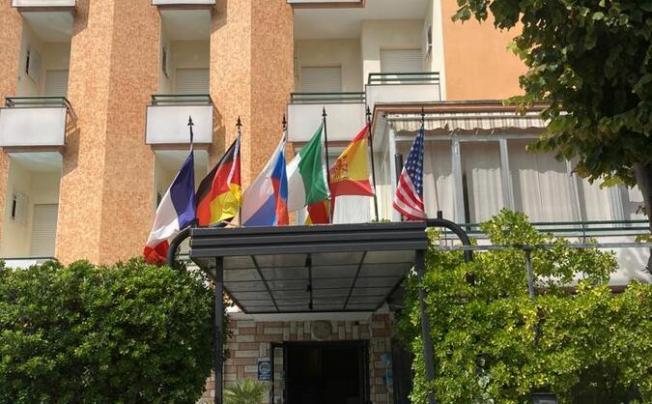 Фото отеля Apis Hotel