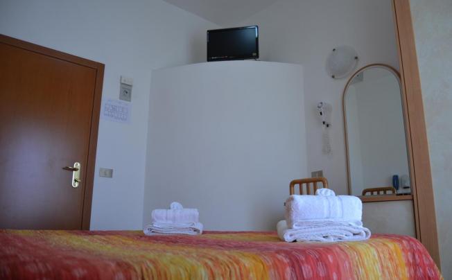 Фото отеля Apis Hotel