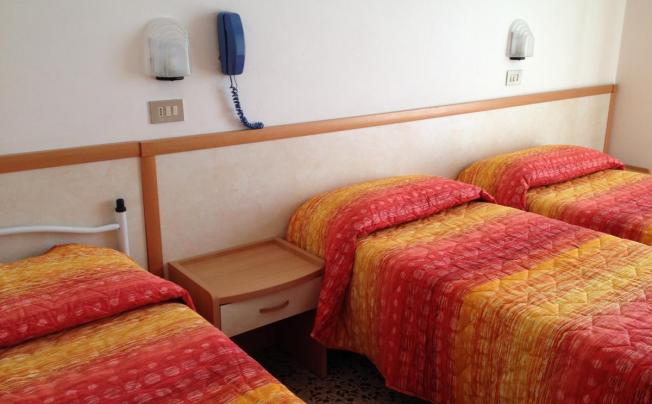 Фото отеля Apis Hotel