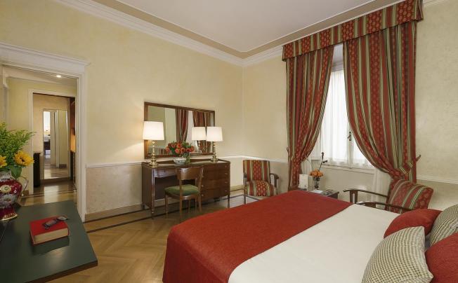 Фото отеля Bettoja Hotel Massimo d'Azeglio