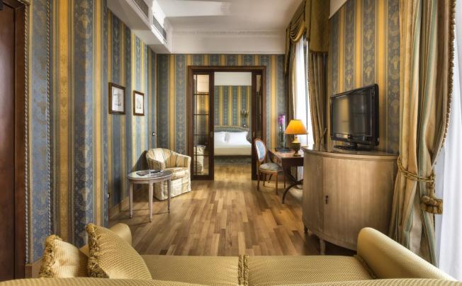 Фото отеля Sina De La Ville Hotel