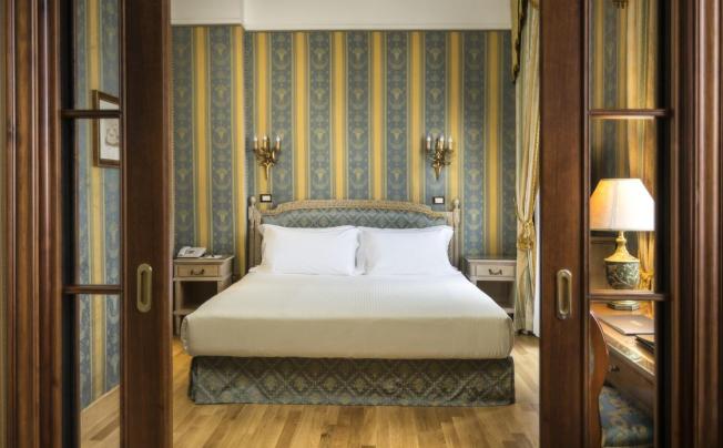 Фото отеля Sina De La Ville Hotel