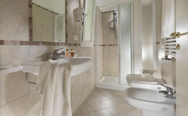 Фото отеля Ada Hotel