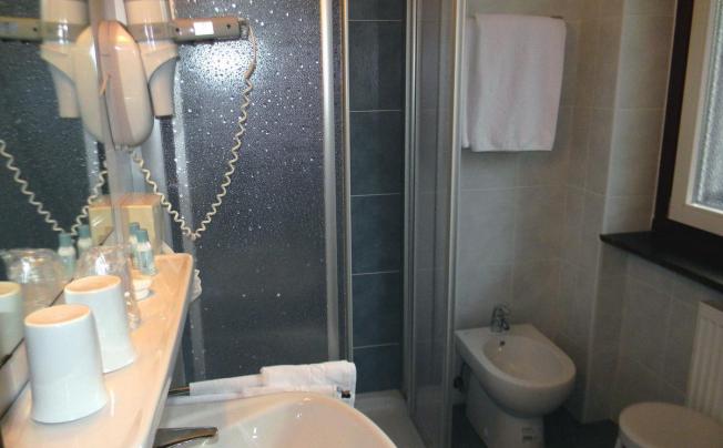 Фото отеля Bologna Hotel