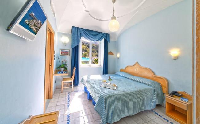 Фото отеля Punta Imperatore Hotel