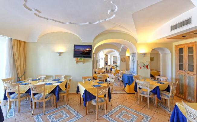 Фото отеля Punta Imperatore Hotel