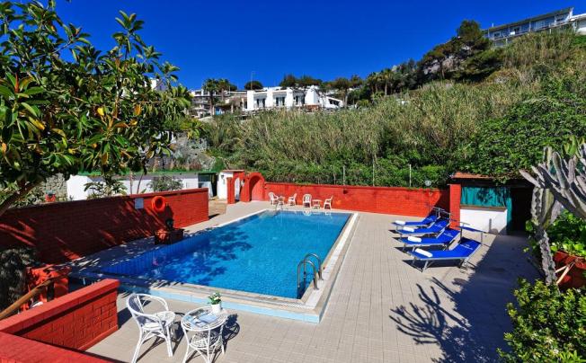 Фото отеля Punta Imperatore Hotel