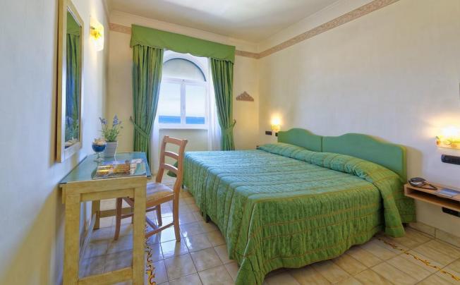 Фото отеля Punta Imperatore Hotel