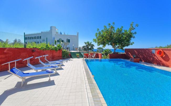 Фото отеля Punta Imperatore Hotel