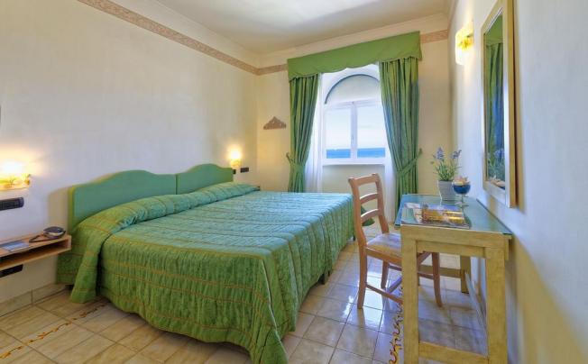Фото отеля Punta Imperatore Hotel