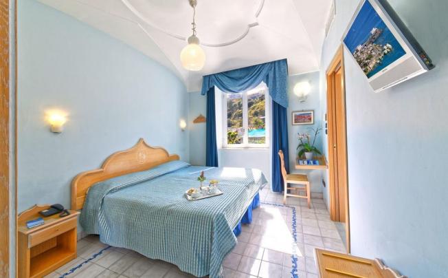 Фото отеля Punta Imperatore Hotel