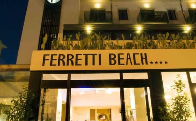 Фото отеля Ferretti Beach