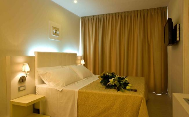 Фото отеля Ferretti Beach