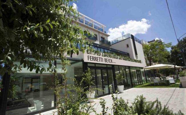 Фото отеля Ferretti Beach