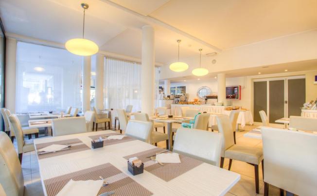 Фото отеля Ferretti Beach
