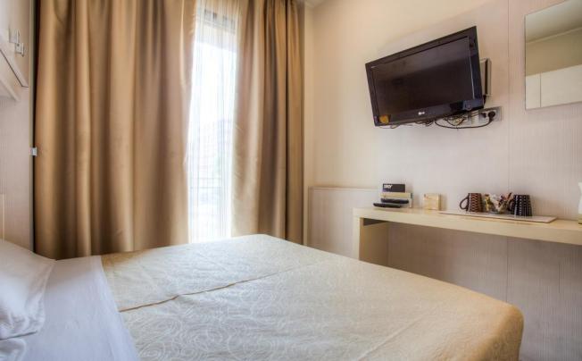 Фото отеля Ferretti Beach