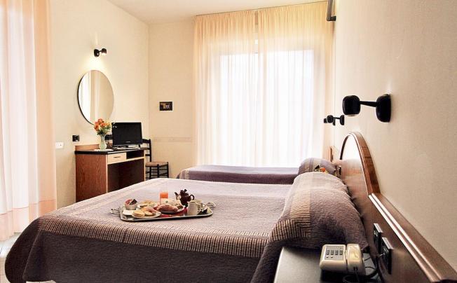 Фото отеля Adler Hotel Alassio