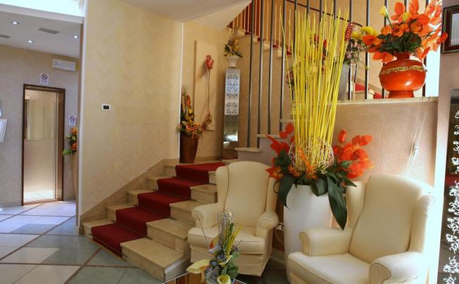 Фото отеля Busignani Hotel