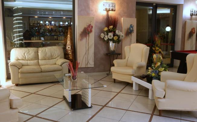 Фото отеля Busignani Hotel