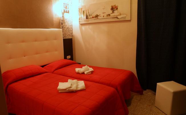 Фото отеля Busignani Hotel