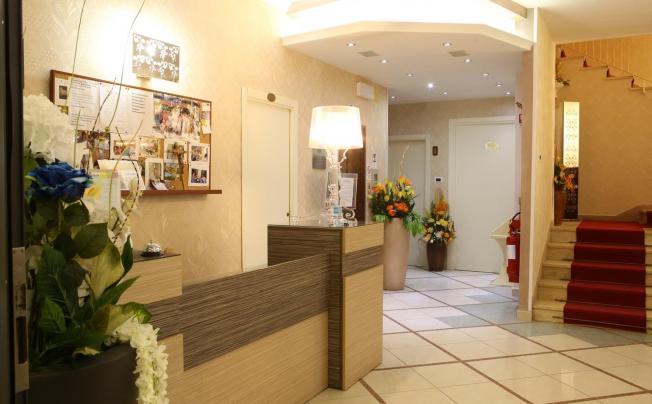 Фото отеля Busignani Hotel
