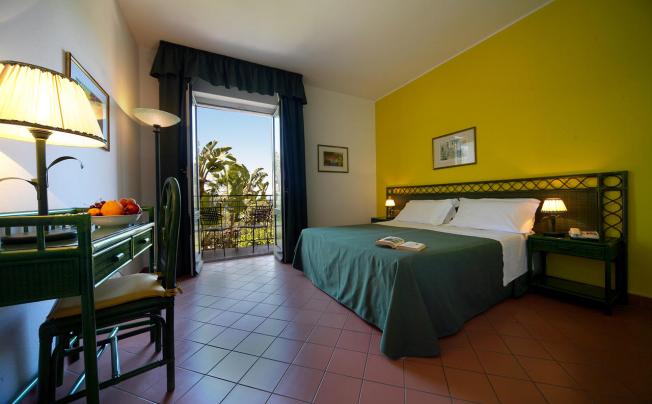 Фото отеля Baia Delle Sirene Hotel