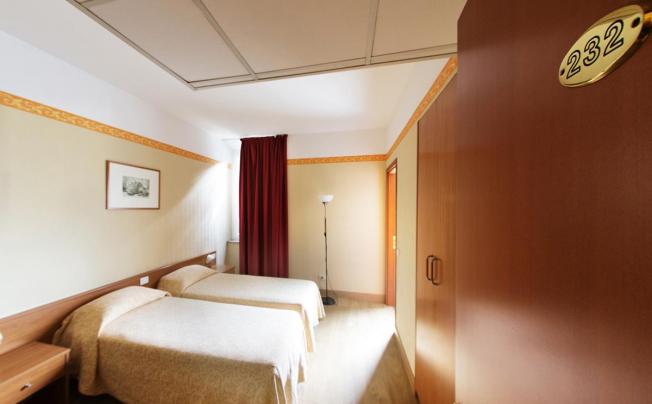 Фото отеля Fortuna Hotel