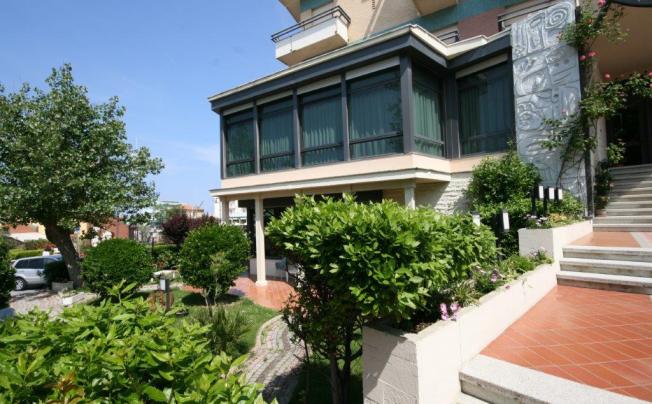 Фото отеля Hotel murex