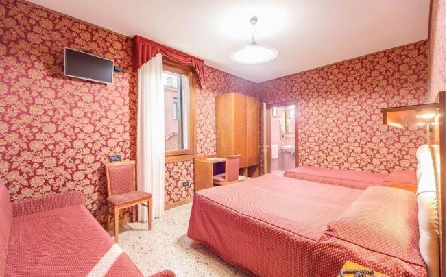 Фото отеля Atlantide Hotel