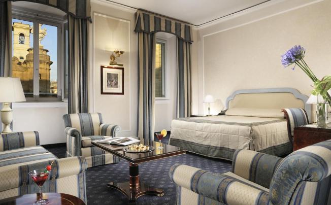Фото отеля De La Ville Hotel