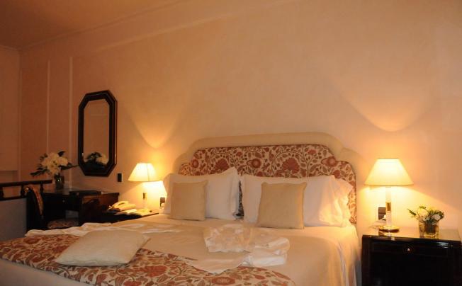 Фото отеля De La Ville Hotel
