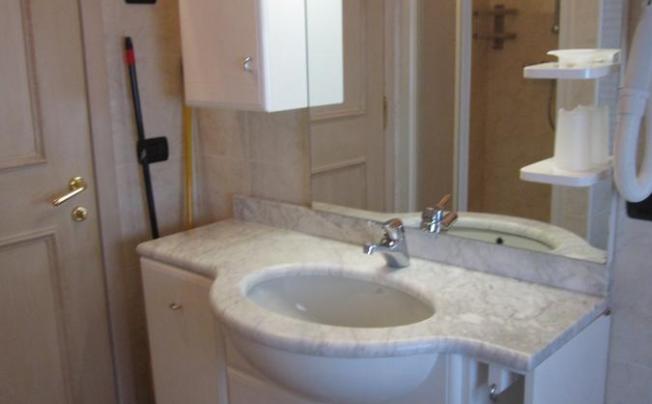Фото отеля Jolly apartment