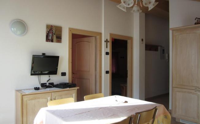Фото отеля Jolly apartment