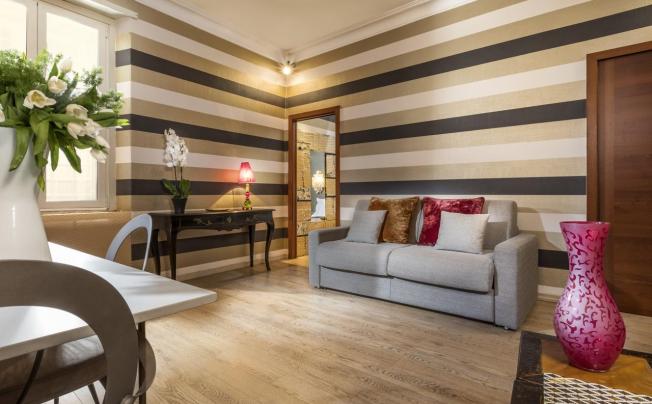 Фото отеля Manfredi Apartments - Marco Aurelio Suite